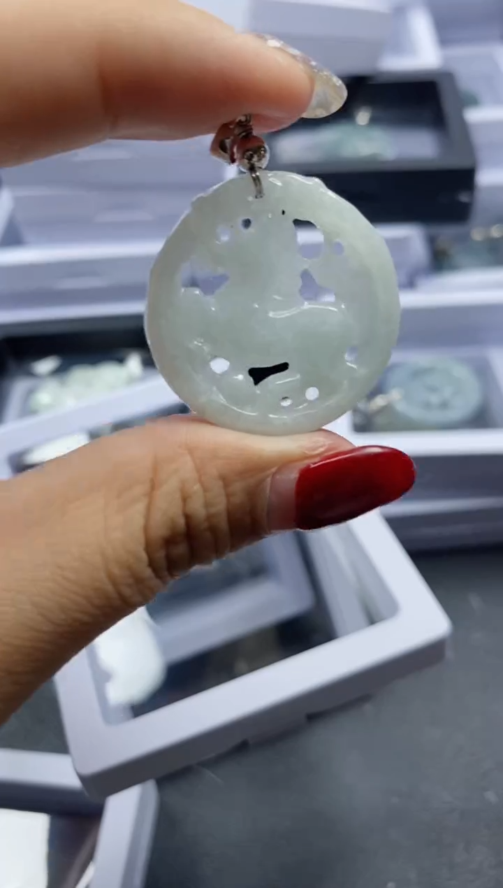 【闪购商品】翡翠吊坠(不含链)未镶嵌39899