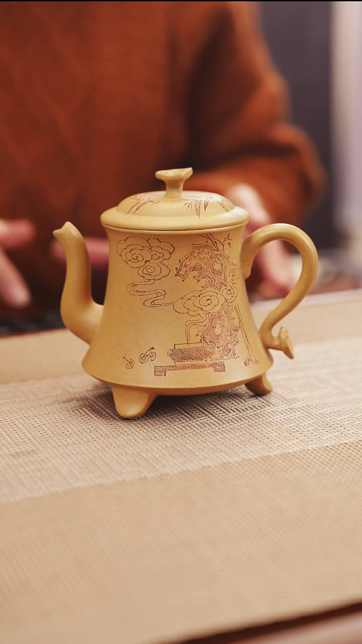 原矿黄金段三角如意紫砂壶13