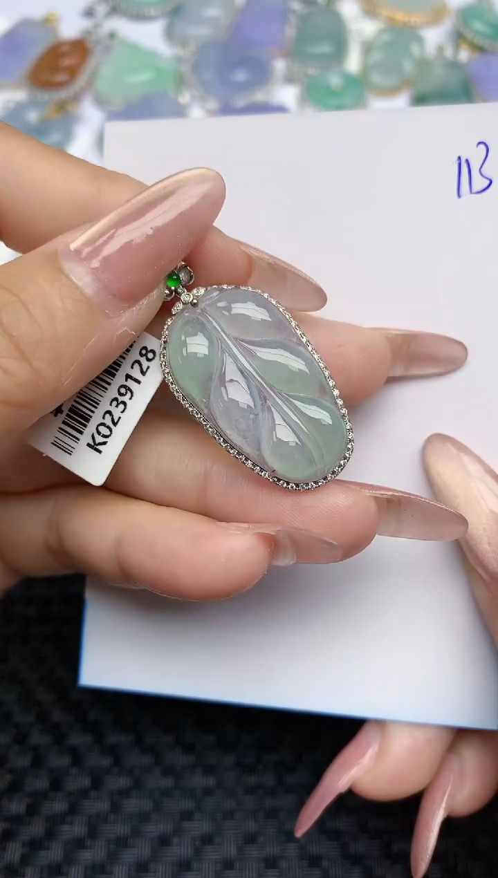 【闪购商品】翡翠颈饰18K金镶嵌天然A货翡翠 113