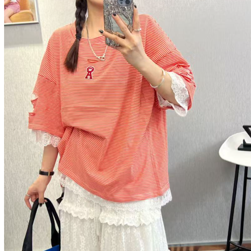 LY家5795#D.X 条纹蕾丝拼接磨破设计宽松休闲百搭T恤