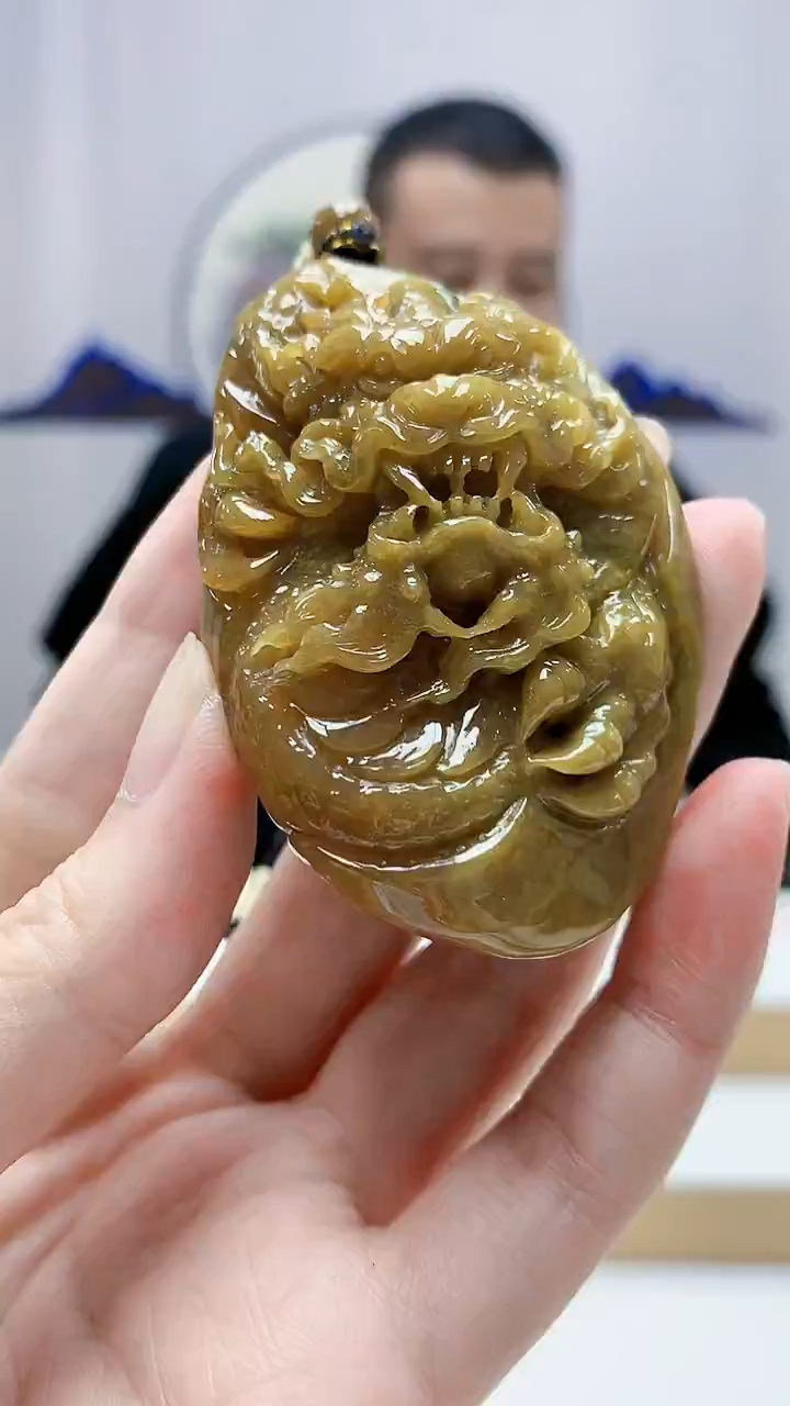 未镶嵌定制翡翠4898zm-毛货挂件137龙牌