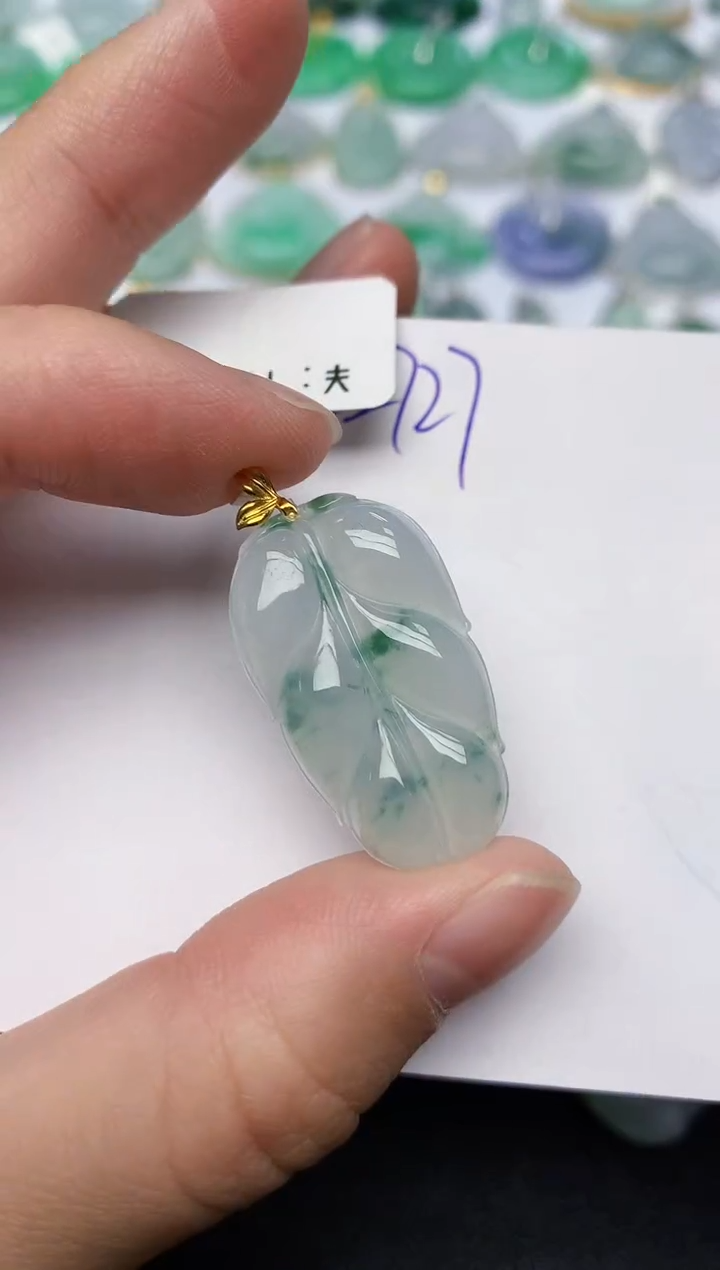 颈饰18K金镶嵌翡翠天然缅甸A货翡翠百元以上9元证书费自理
