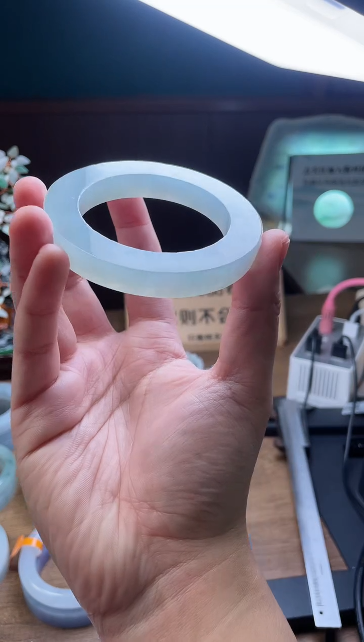 【闪购商品】定制翡翠手镯未镶嵌定制