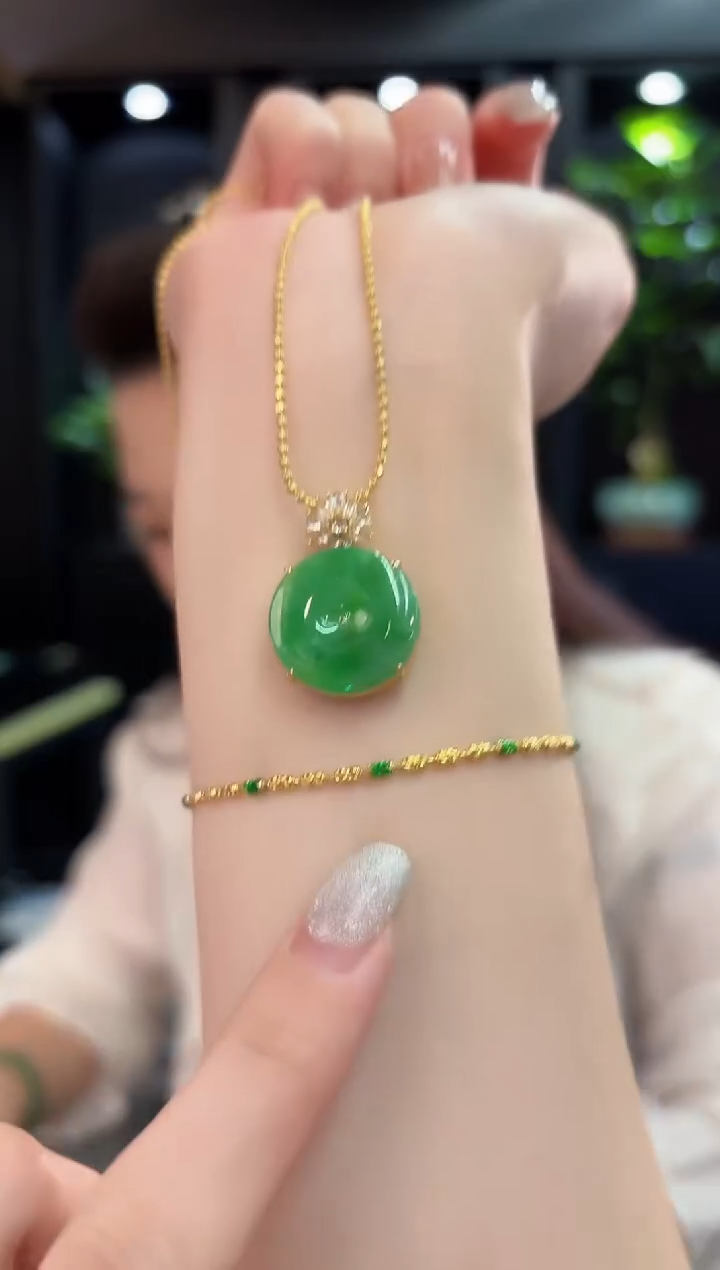 吊坠(不含链)未镶嵌翡翠缅料A货/多样性发货/一件