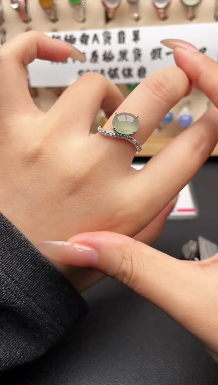 银S925镶嵌戒指翡翠一物一证一礼盒