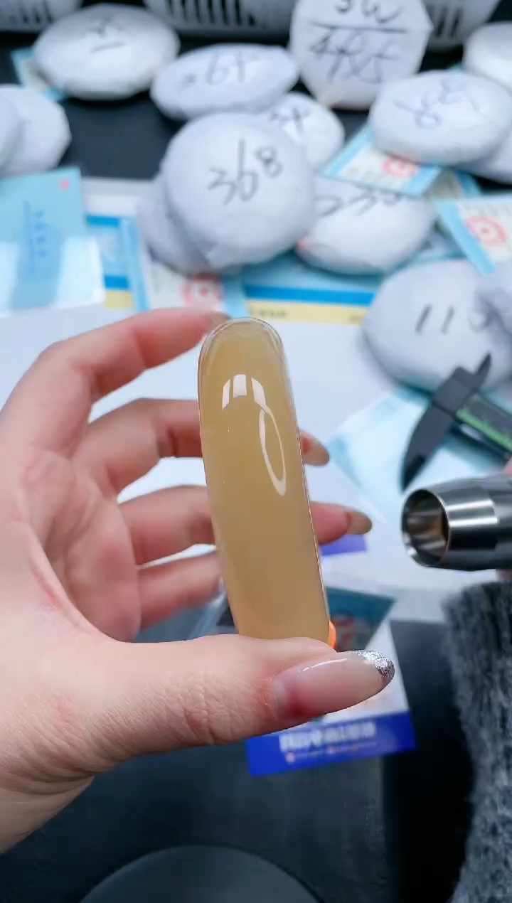 【闪购商品】石英质玉手镯未镶嵌17V90-53