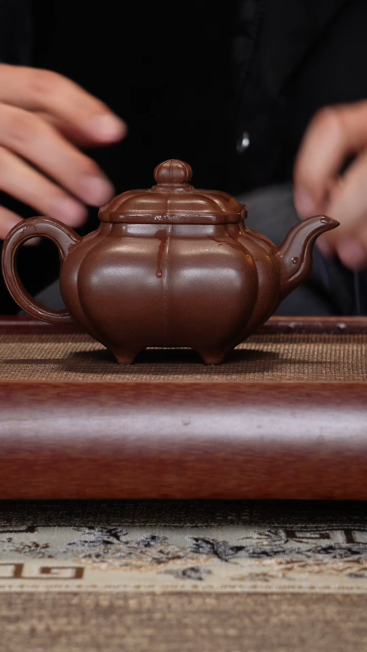 【闪购商品】紫砂茶壶筋纹传炉底槽清半手工
