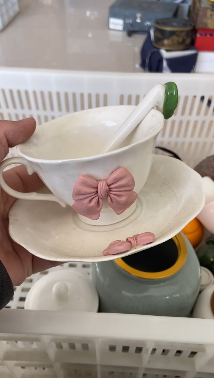 杯无运费险有瑕疵的摄影的产品有使用过的痕迹有点脏介意勿拍