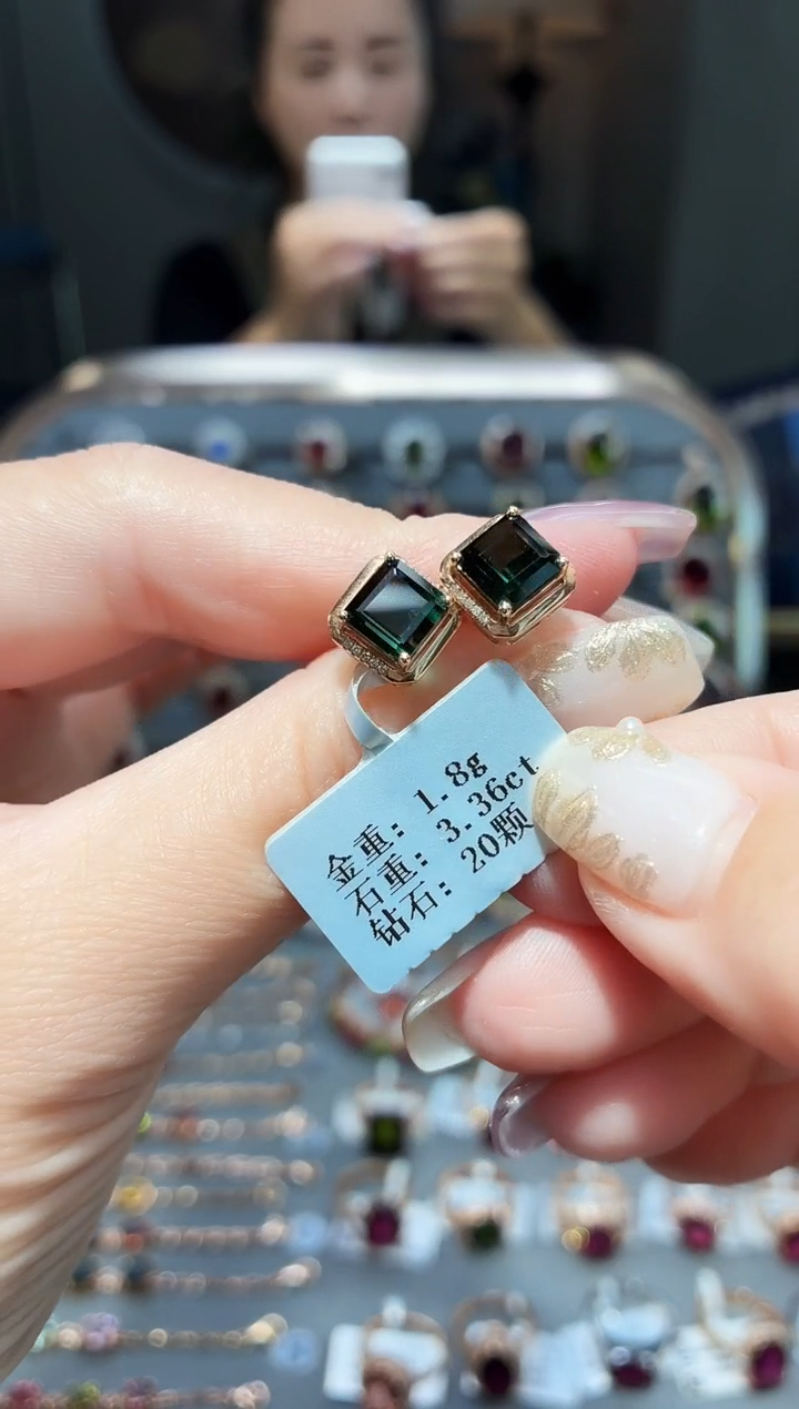 18K金镶嵌耳饰碧玺3.36.配钻