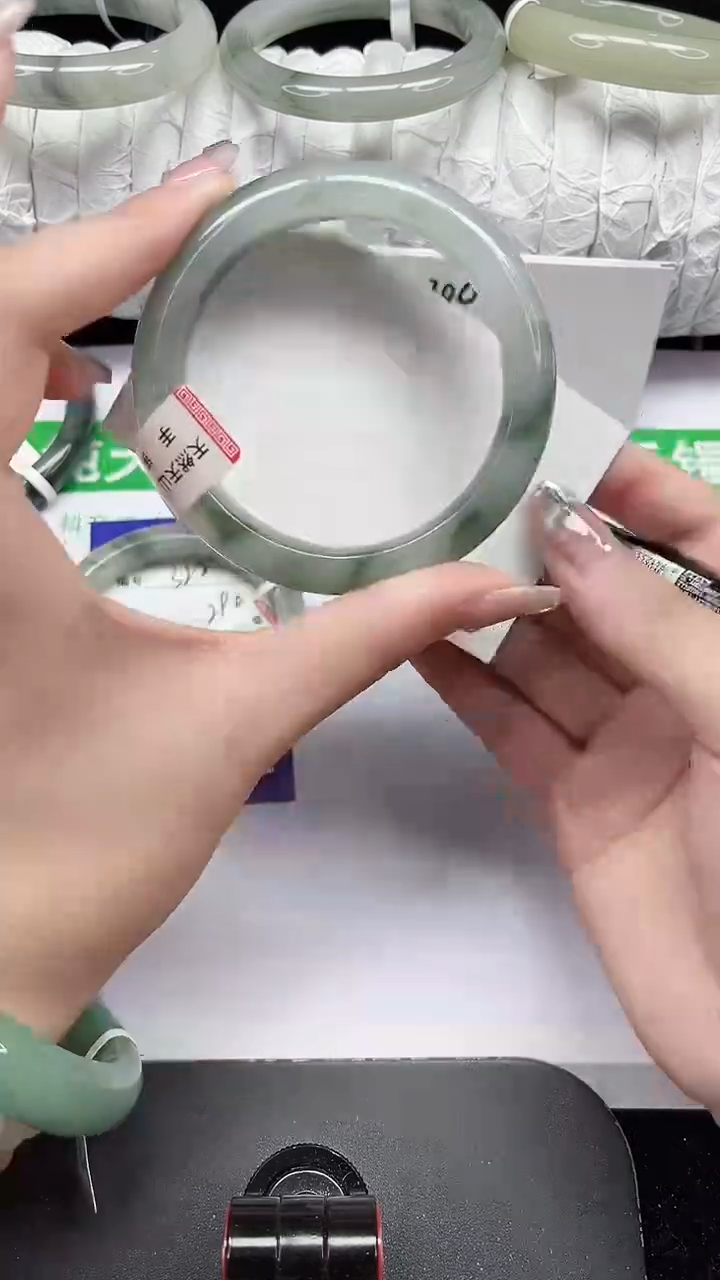 未镶嵌手镯石英质玉323-56/57