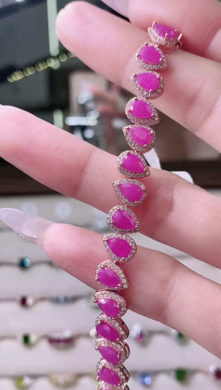 【闪购商品】红宝石手链银S925镶嵌7-9  