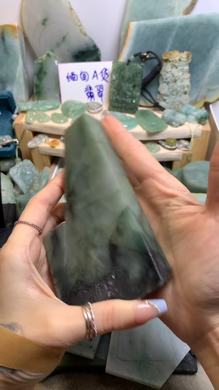 【闪购商品】翡翠挂件未镶嵌缅甸A货翡翠，没有运费险