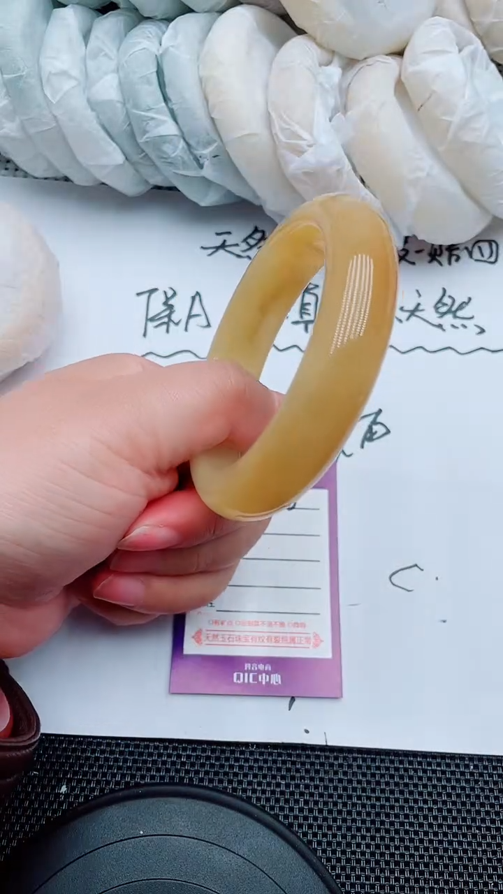 【闪购商品】石英质玉手镯未镶嵌B118-57-58