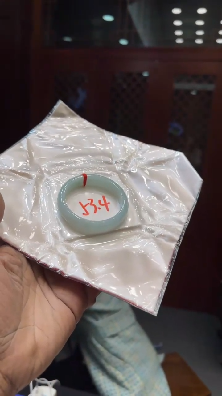 【闪购商品】翡翠手镯未镶嵌手镯