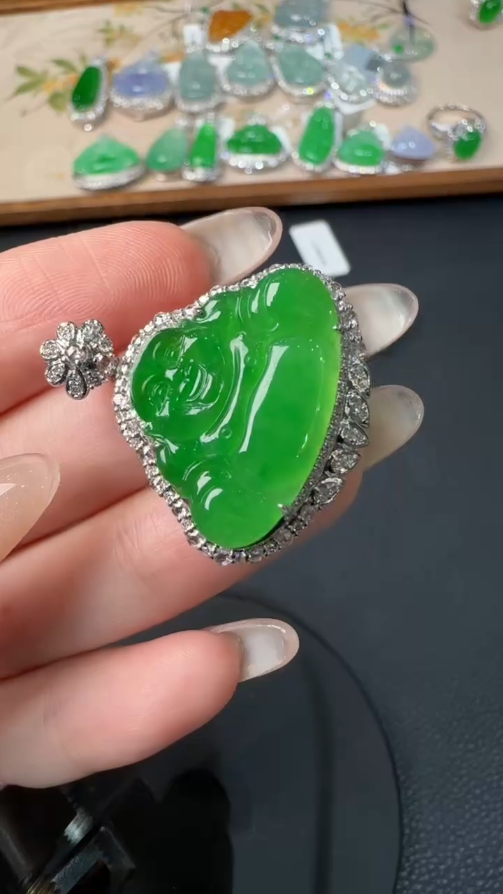 【闪购商品】翡翠吊坠(不含链)18K金镶嵌27