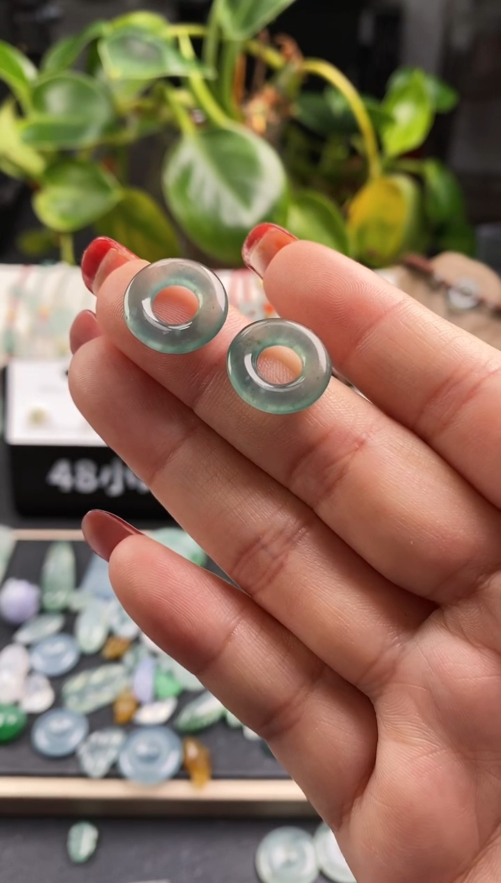 【闪购商品】翡翠裸石翡翠甜甜圈