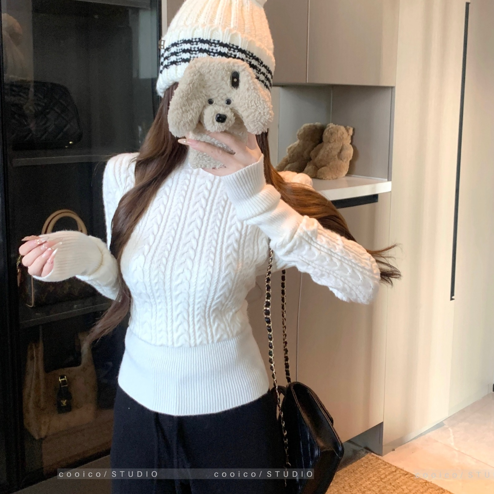 韩系半高领长袖厚款麻花毛衣女秋冬新款收腰显瘦纯色百搭针织上衣