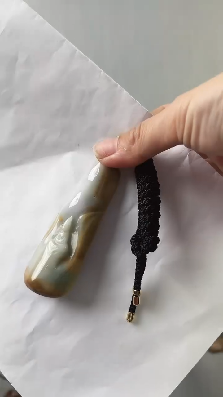 【闪购商品】翡翠颈饰未镶嵌无相观音