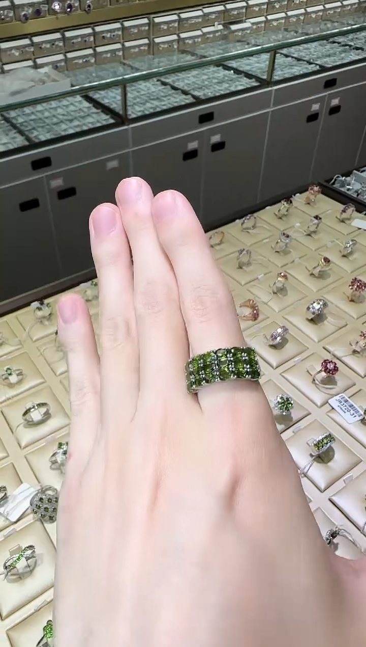 【闪购商品】透辉石戒指银S925镶嵌排戒