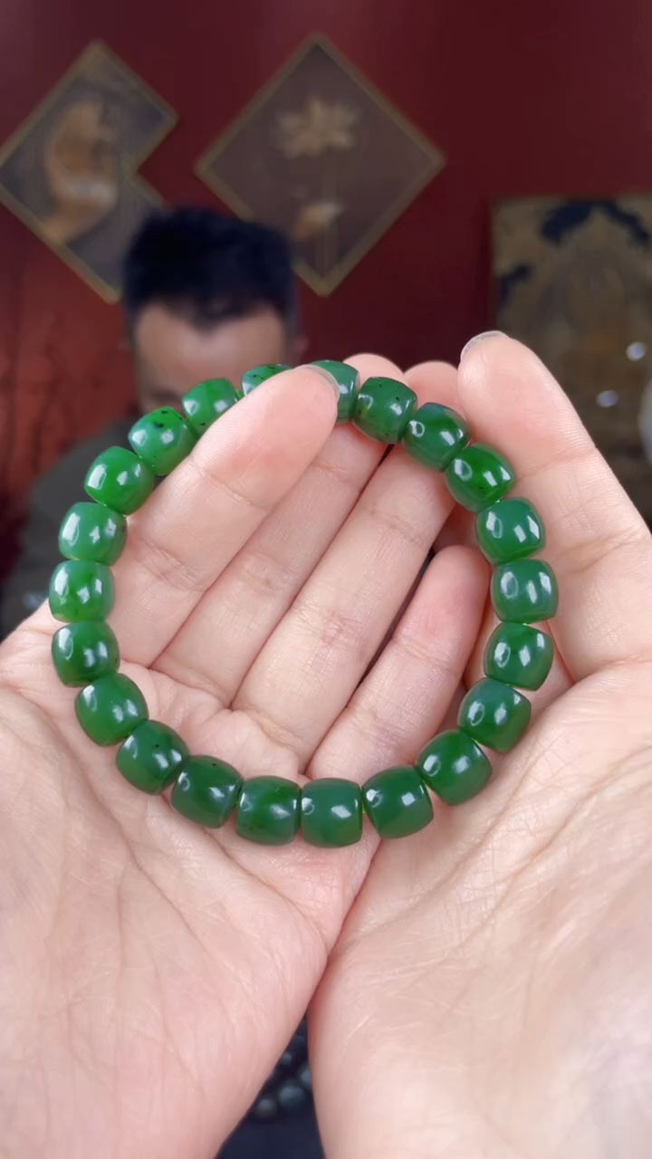 【闪购商品】未镶嵌和田玉手串碧玉直切卡10