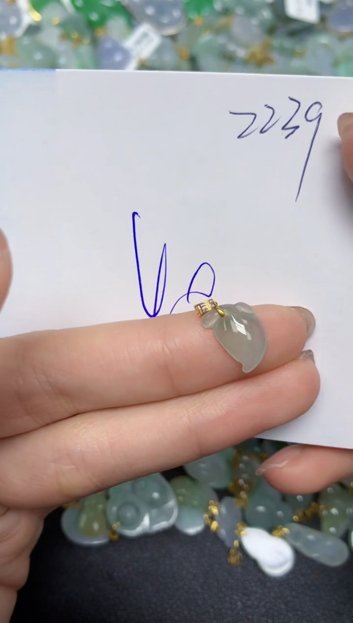 【闪购商品】翡翠颈饰18K金镶嵌 天然翡翠A货