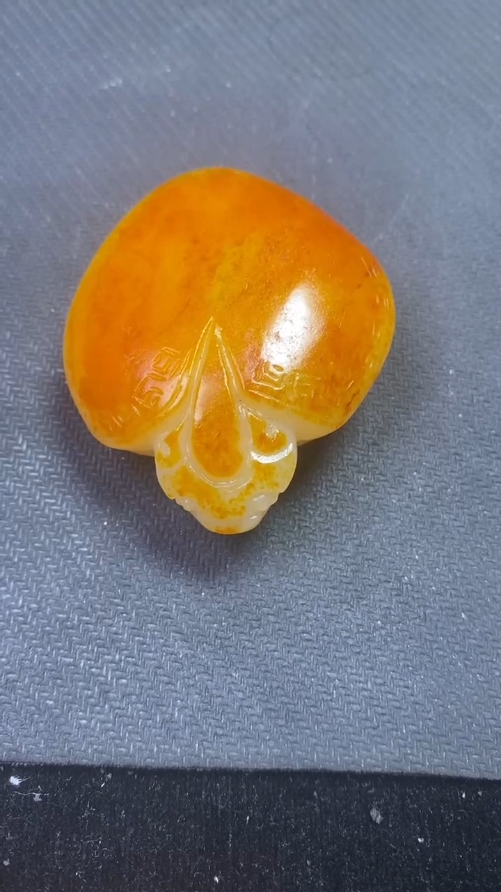 未镶嵌和田玉挂件和田玉