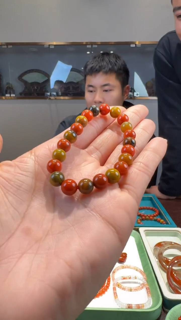 颈饰未镶嵌南红玛瑙28小刘12.25多样性拍一发一