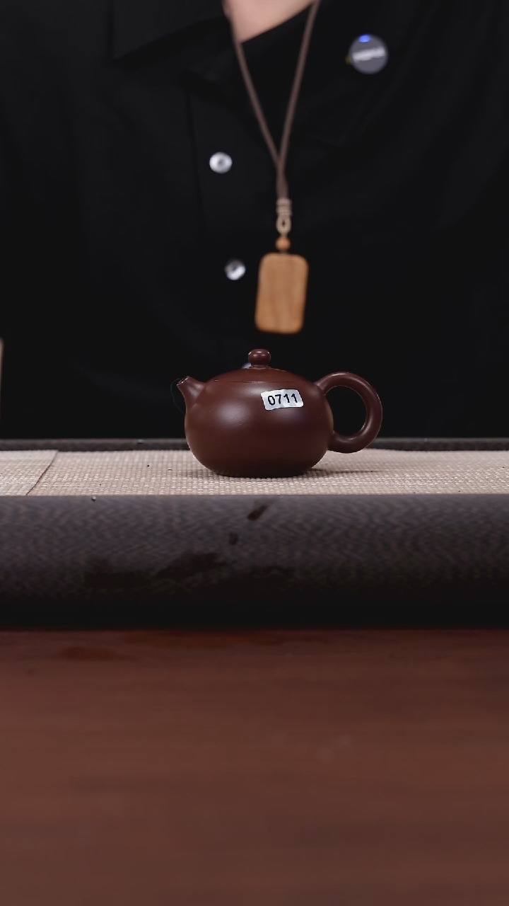 【闪购商品】紫砂茶壶711  紫袍玉沙 西施  120cc