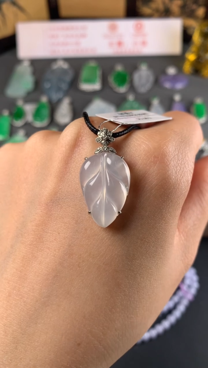 吊坠(不含链)18K金镶嵌翡翠吊坠