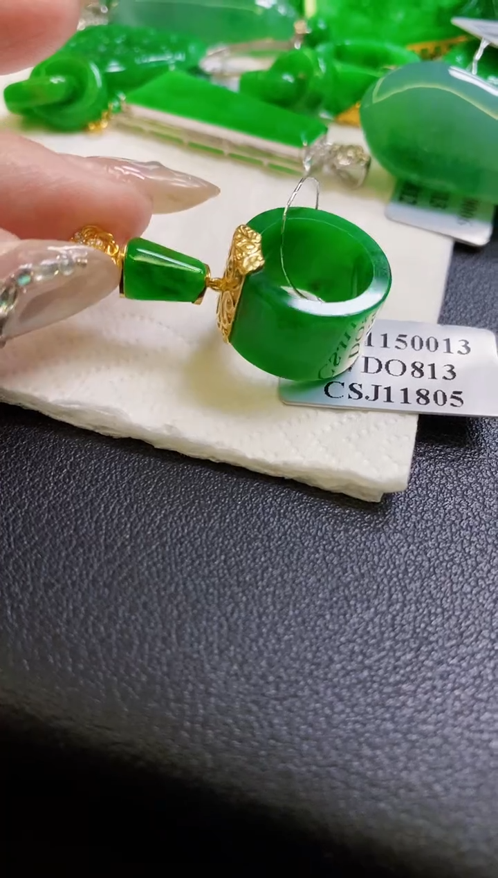 【闪购商品】定制翡翠18K金镶嵌路路通