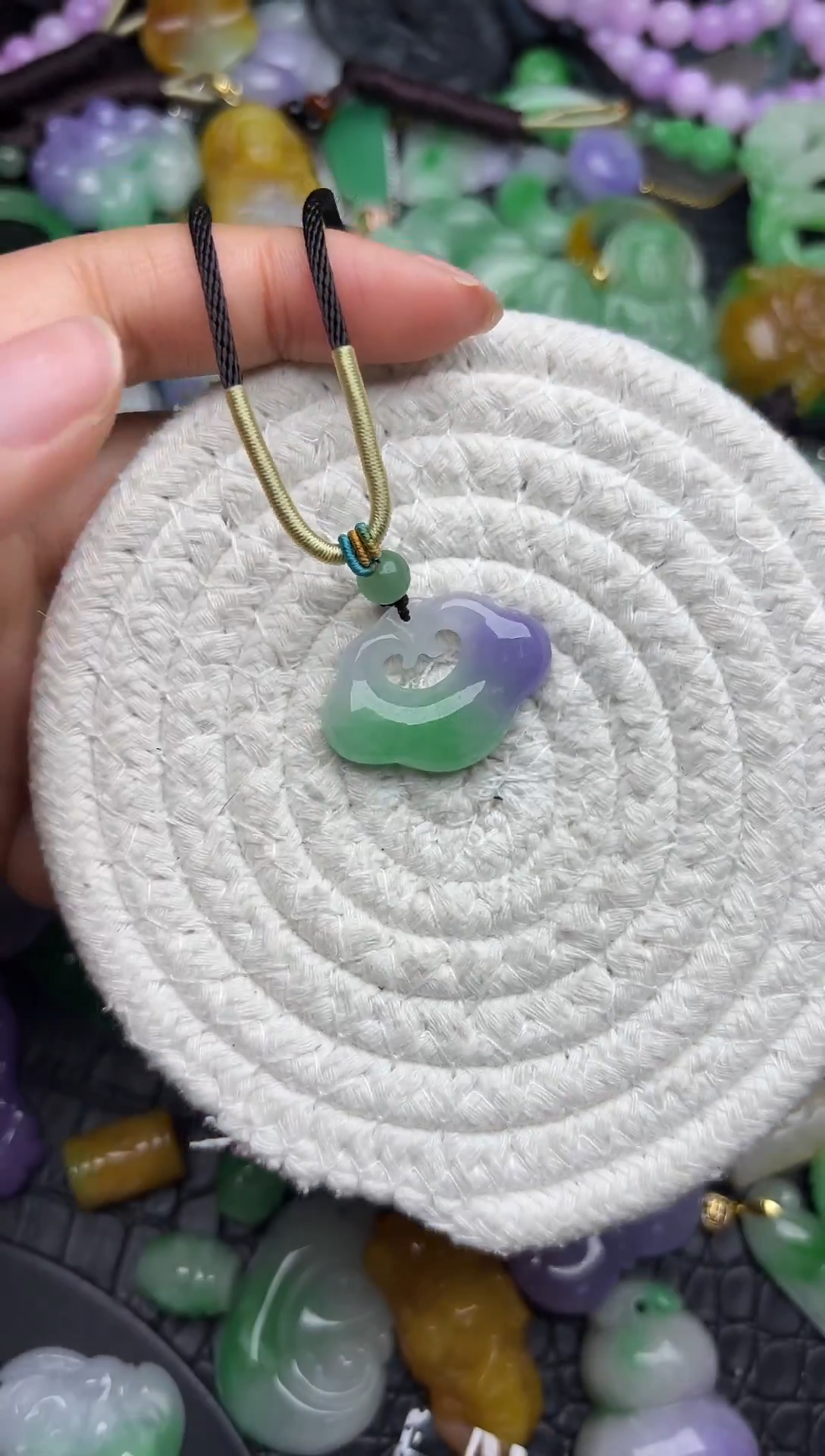 颈饰未镶嵌翡翠缅甸翡翠吊坠