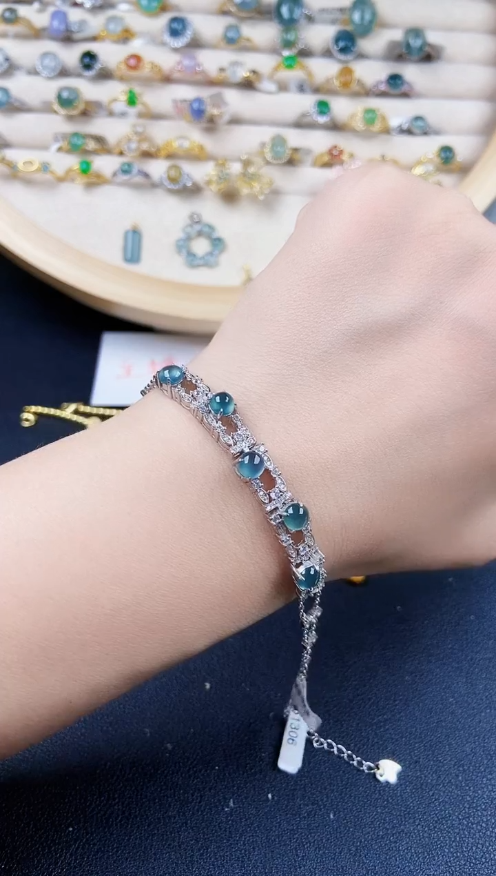 【闪购商品】银S925镶嵌翡翠手链6456546