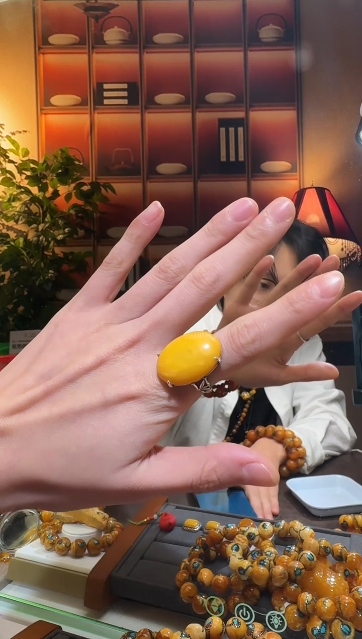 蜜蜡颈饰银S925镶嵌2662天然蜜蜡珠宝奇石