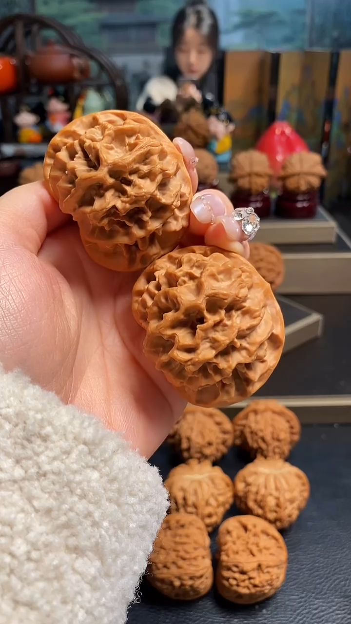 【闪购商品】文玩核桃吊坠H739帝王51