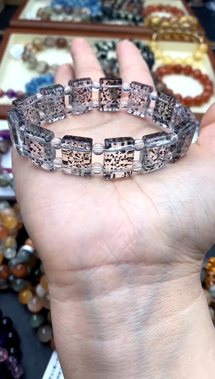 【闪购商品】水晶手链未镶嵌毒液手牌15.6*5.3