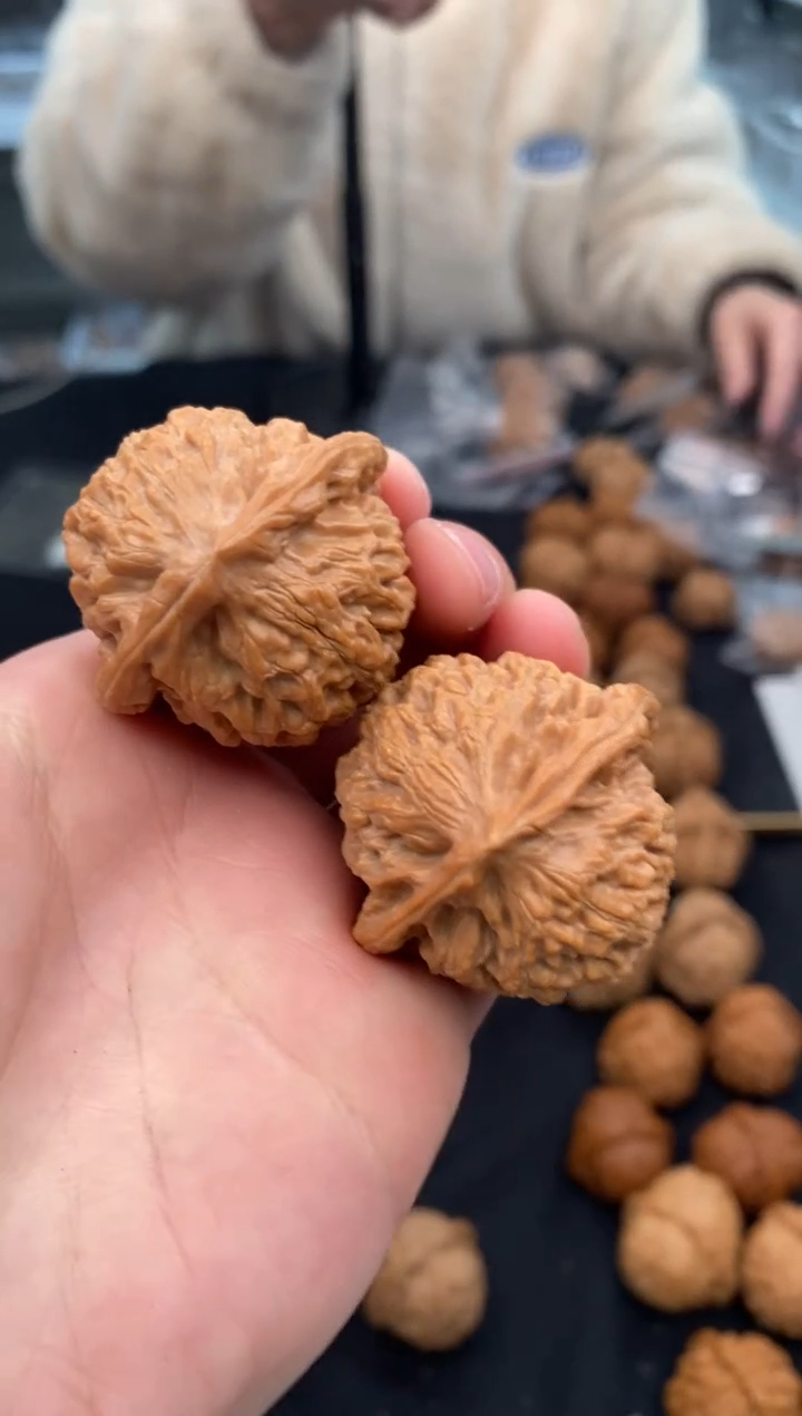 【闪购商品】文玩核桃把件金牛39-t114