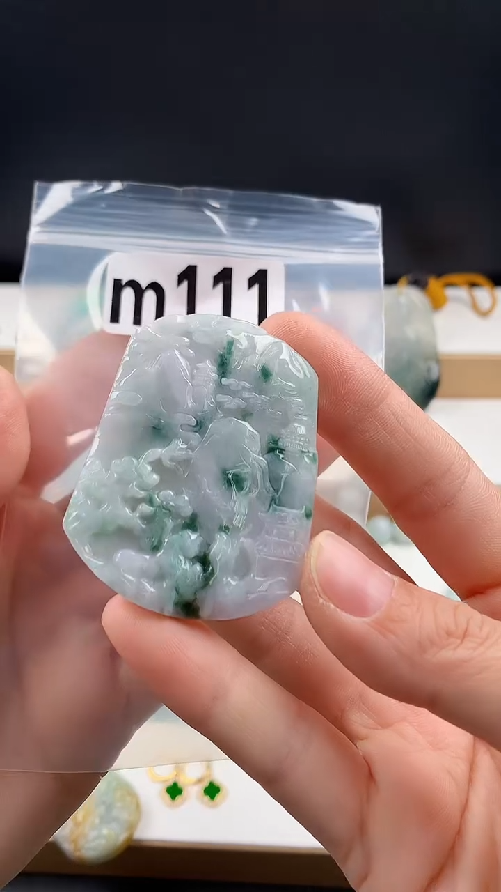 颈饰未镶嵌翡翠天然翡翠吊坠挂件