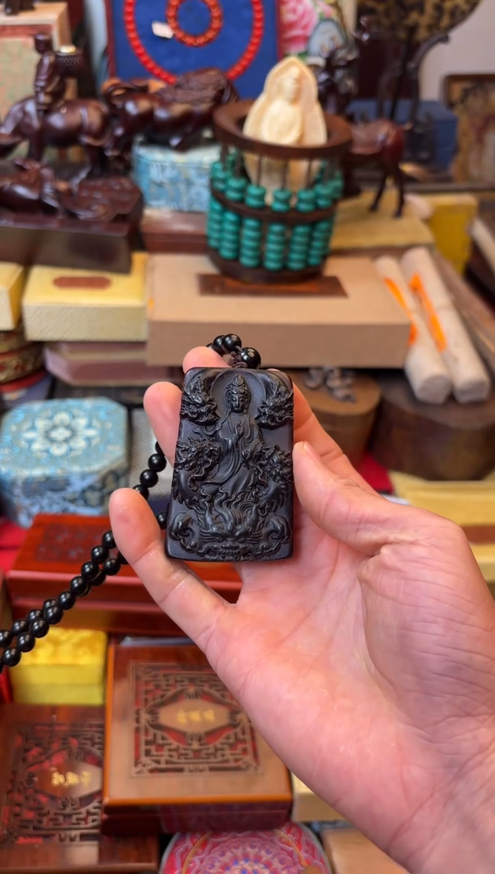 未镶嵌琥珀裸石--------瓷--------