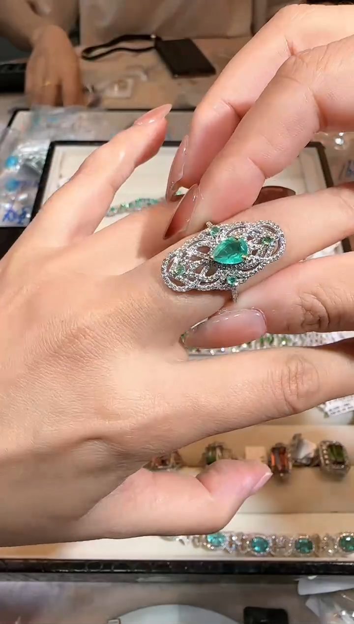 【闪购商品】定制祖母绿戒指银S925镶嵌戒指