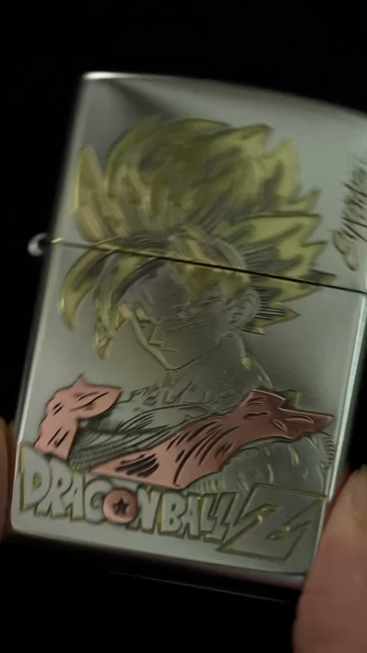 zippo的七龙珠的打火机