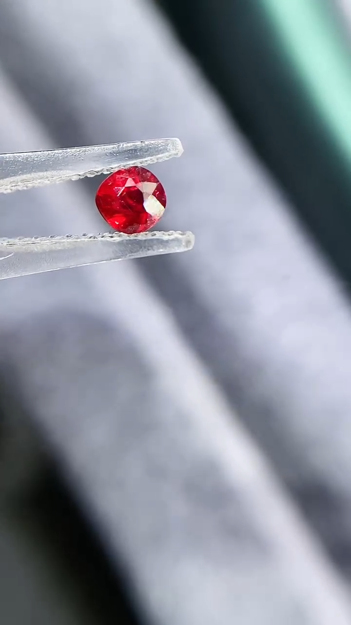 【闪购商品】定制红宝石定制未镶嵌无烧天然鸽血红0.225克拉
