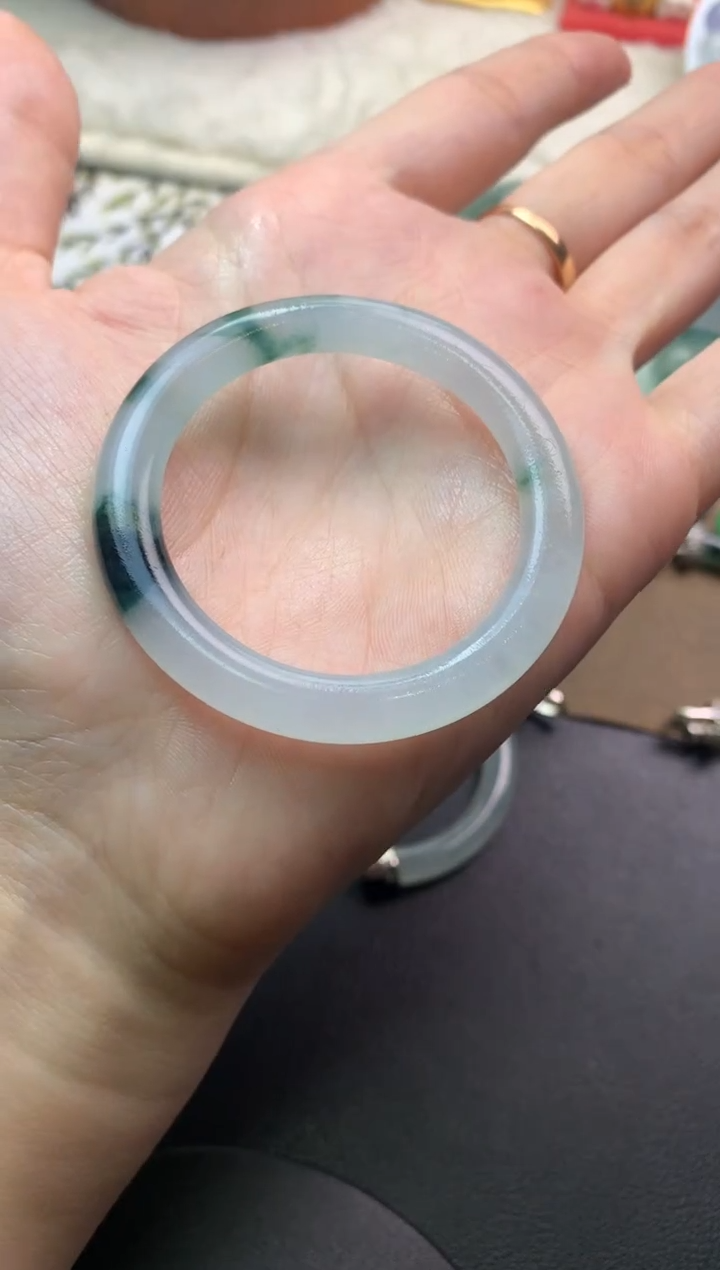 未镶嵌定制翡翠毛货