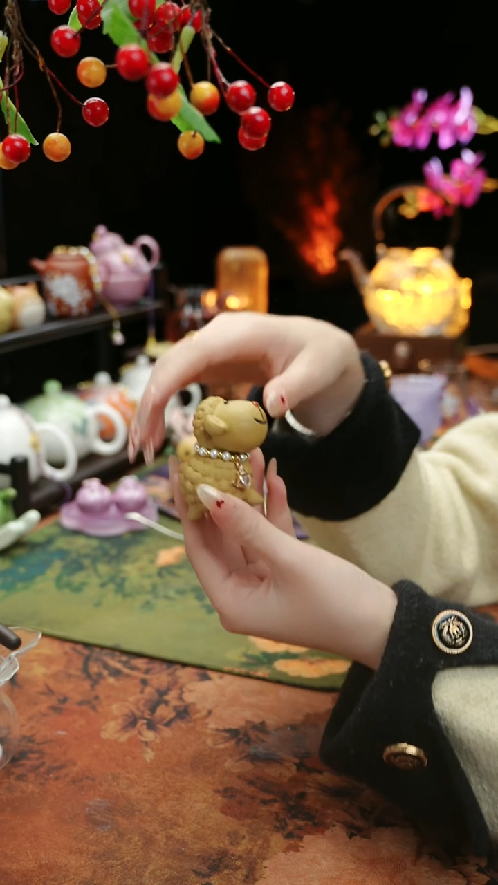 【闪购商品】快乐小羊紫砂茶宠摆件+链子