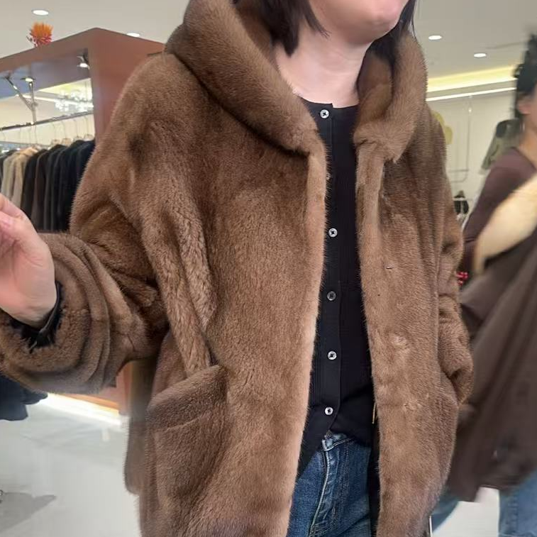 2025新款水貂连帽皮草女百搭貂皮大衣女整貂咖色外套