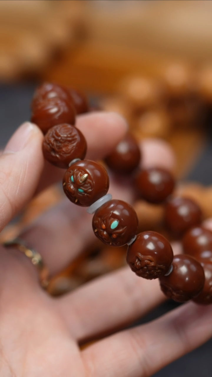 【闪购商品】猴头核桃吊坠八方进才