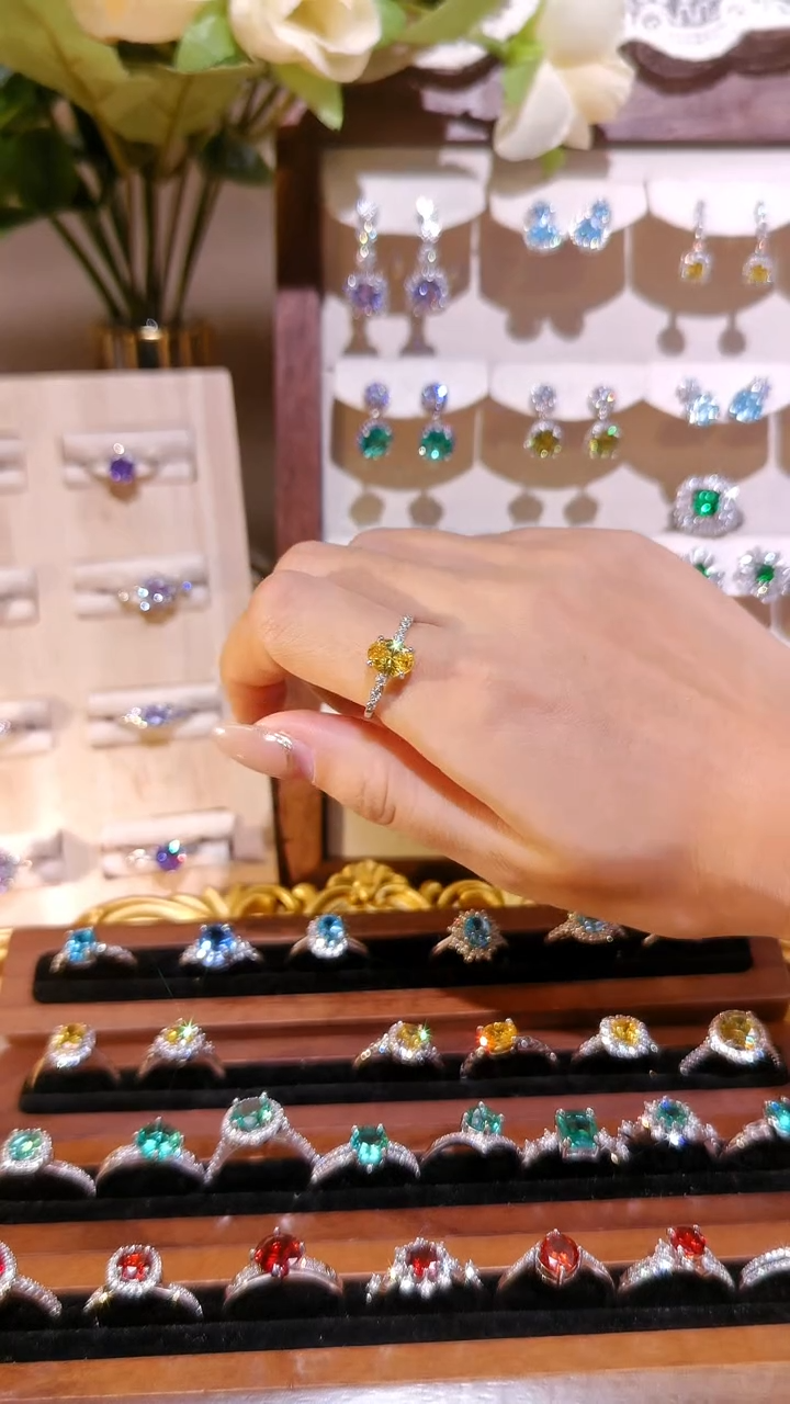 非金属合成立方氧化锆黄色