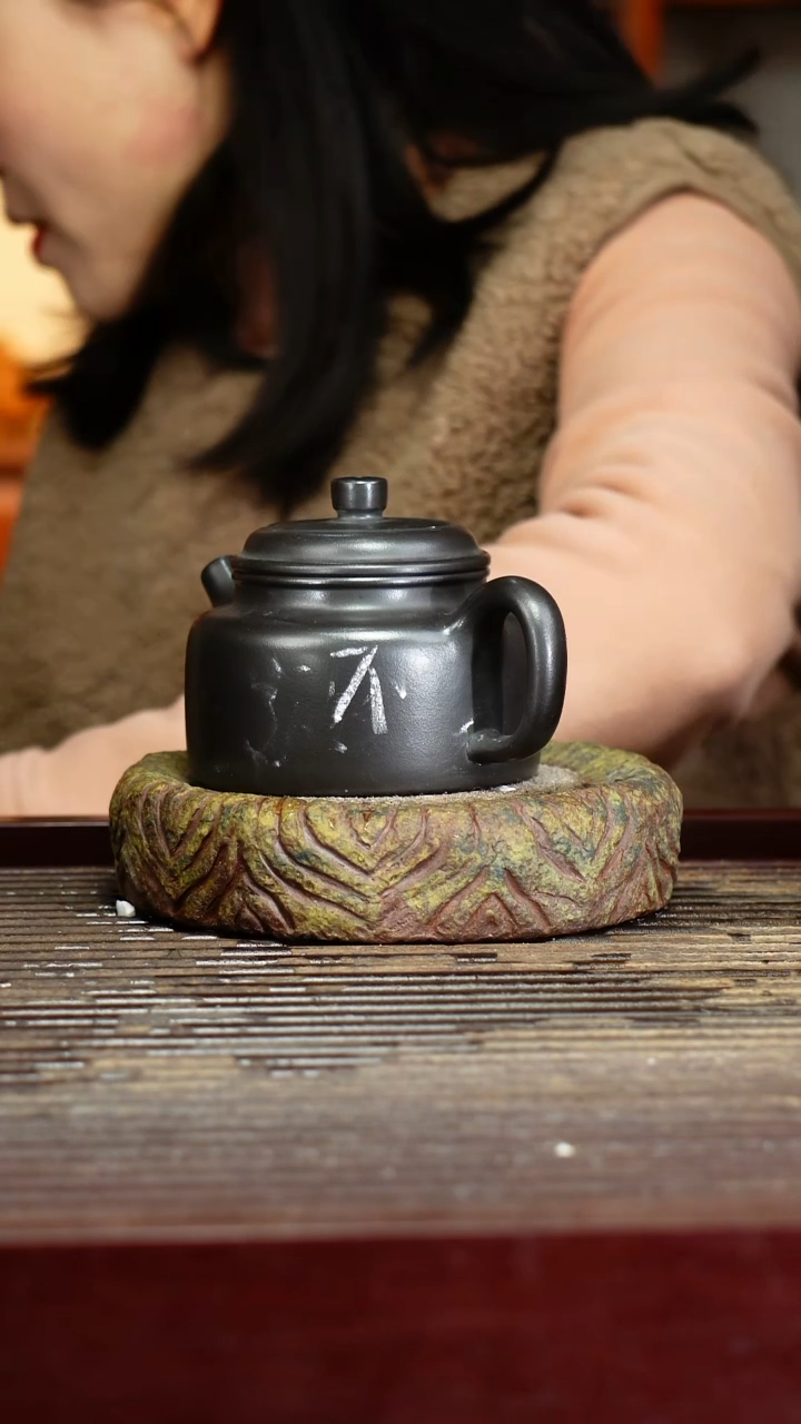 宜兴原矿紫砂壶茶壶宜兴原矿紫砂壶茶壶220C