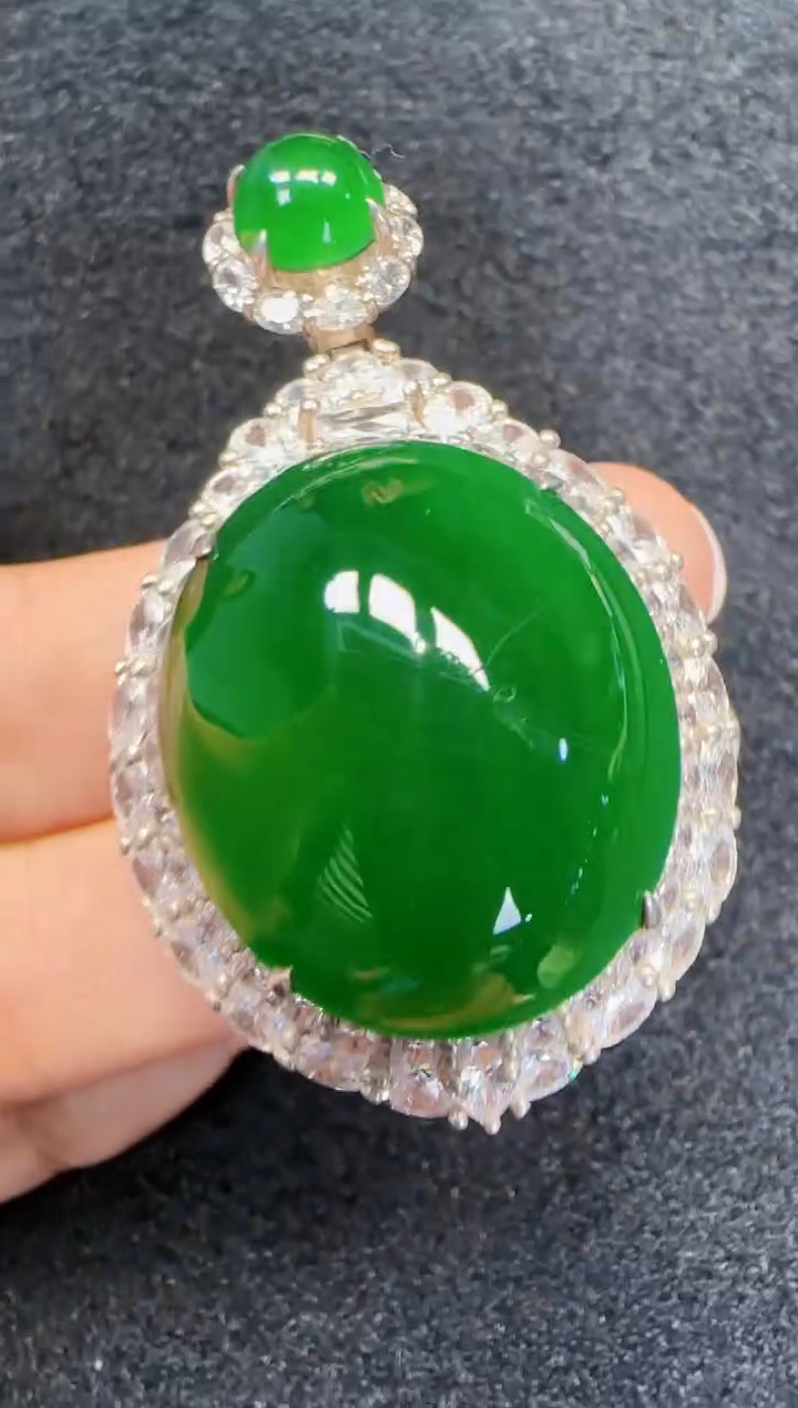 未镶嵌定制翡翠翡翠吊坠154