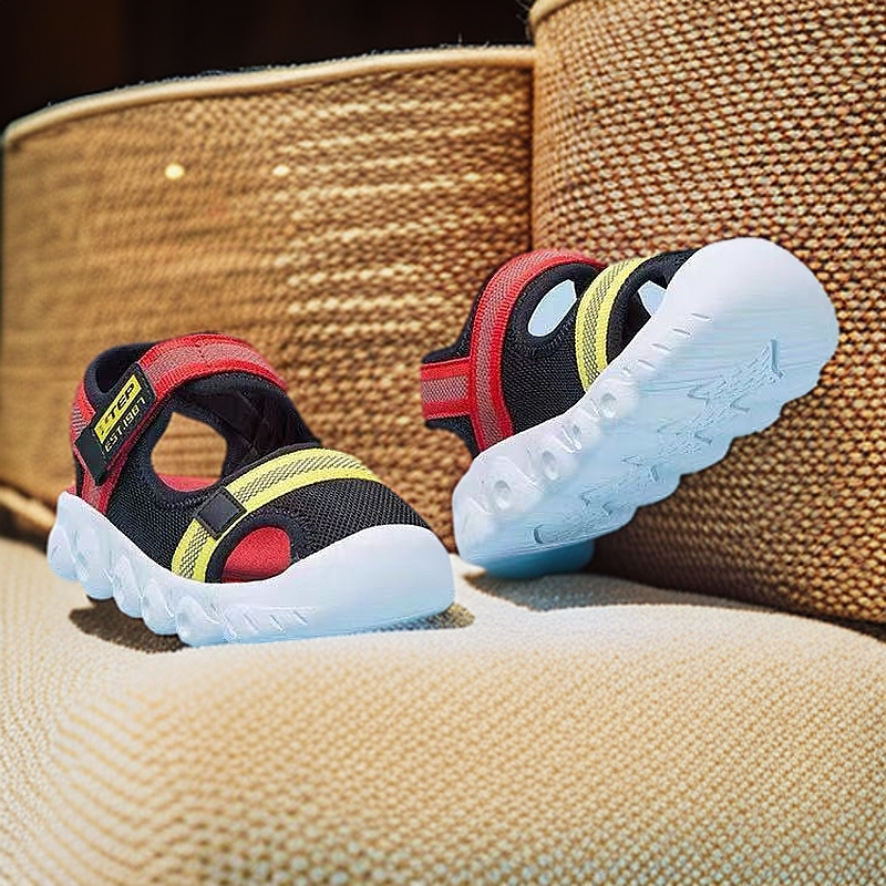 t b儿童休闲鞋509182黑红男女款沙滩鞋U105-2.U112-3