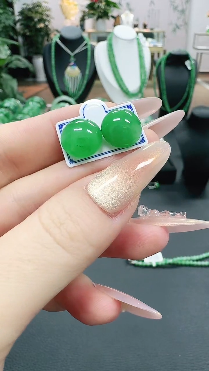 未镶嵌1石英质玉（非洲翠）/6985